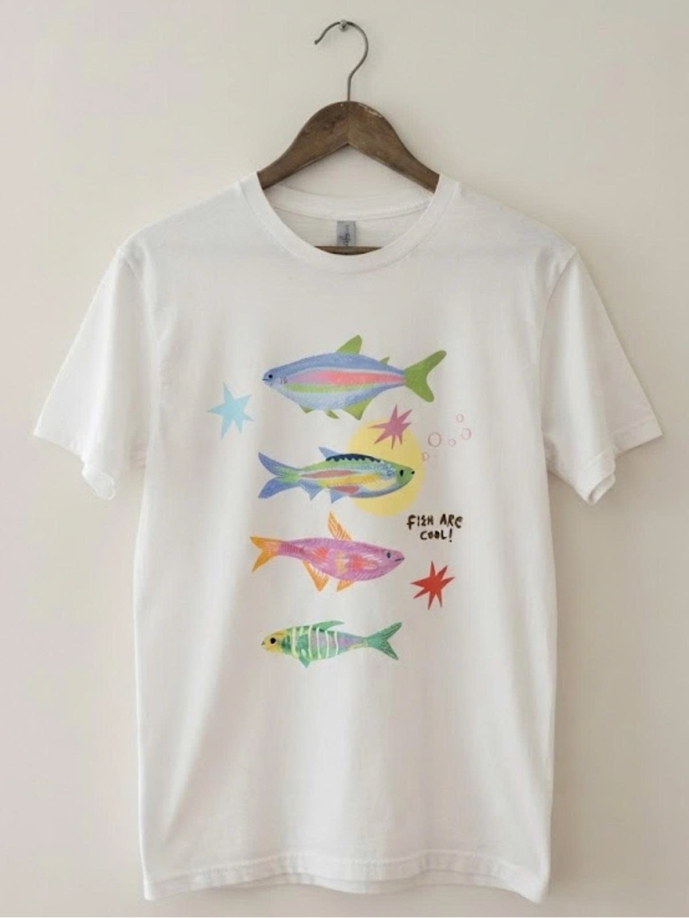 Gildan White Tee with Multicolor Fish Print | Unisex Shirt